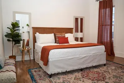 Image de This house is a 3 bedroom(s), 3 bathrooms, located in Atlanta, Ga.