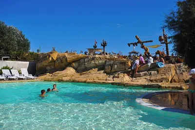 Image de Homerez - Bungalow familial à Agde, piscines partagées