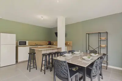 Image de Jardin clos - Maison neuve de plain-pied pour 4