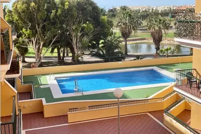 Image de First floor apartment 20'meters from the golf course and 500 meters from the beach
