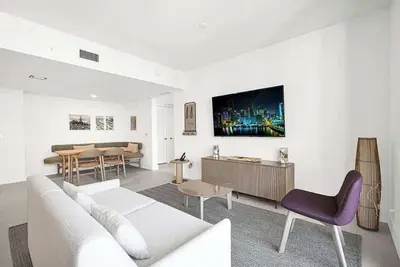 Image de Stylish Getaway w/Stunning Views