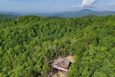 Image de Charming 4-bedroom cabin near Bat Cave, Chimney Rock, Lake Lure, Asheville
