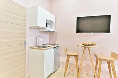 Image de Studio climatisé, calme & tout équipé – Paris 17