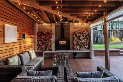 Image de Inn Lewis | Beside the Redwoods with Spa Pool