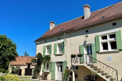Image de Full apartment with beautiful outdoor spaces in the Périgord Vert.