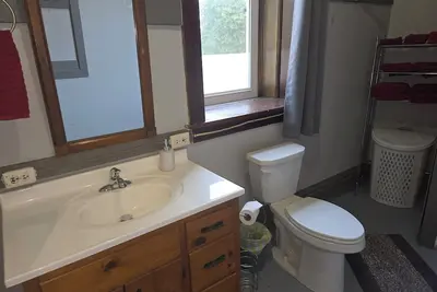 Image de Spacious 5-bedroom Dual apartment on the Trail w/WiFi, Ac