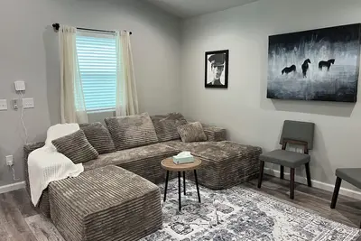 Image de Cozy Bungalow close to downtown High Springs.