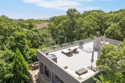 Image de Chic Montauk Retreat with Ocean Views, Designer Interiors & Deeded Beach Access