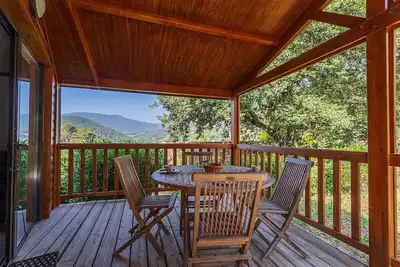 Image de L’Abiho - Chalet climatisé avec piscine