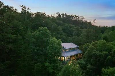 Image de New Listing! Indoor Pool, Movie Theatre, Hot Tub!