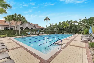 Image de Spacious 4-bedroom townhome with WiFi, fitness room and world-class amenities