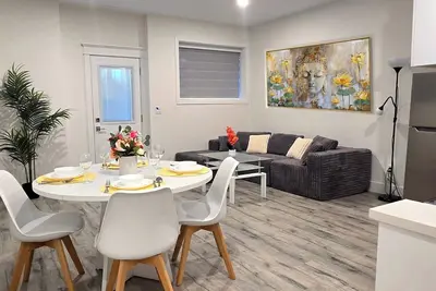 Image de Hilltop Haven | Brand New Guest Suite | Serene, & Close to the City