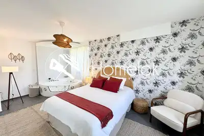 Image de Escale Douceur avec Spa Privé – Ambiance Bohème