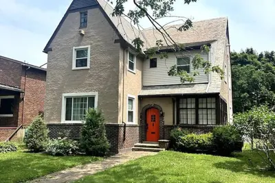 Image de *Big Historic Home*A/C*Parking*