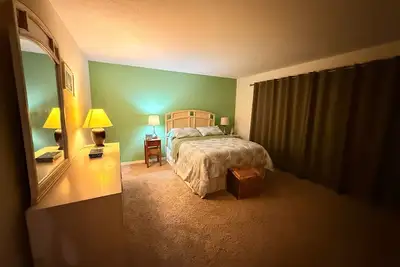 Image de 3-bedroom house in charming Fruitland Park with WiFi, Ac. Start relaxing