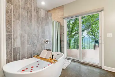 Image de Breathtaking View - Soaking Tub - Fire Pit - Grill