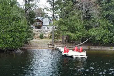 Image de The Ultimate Multifamily Cottage Retreat - Privacy and lots of space