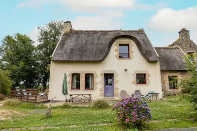Image de Maison \"Ti Nevez\" avec terrasse privée, jardin privé et Wi-Fi