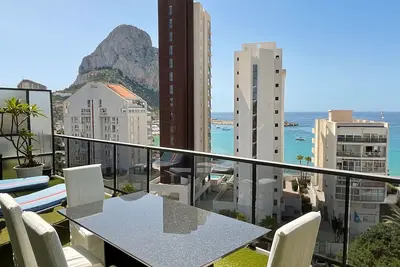 Image de Appartement \"Vista Del Mar\" avec piscine partagée, terrasse privée et Wi-Fi
