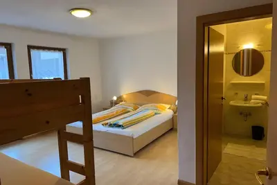 Image de Chambre 'Pension Waldheim 2' avec vue sur la montagne, jardin partagé et Wi-Fi