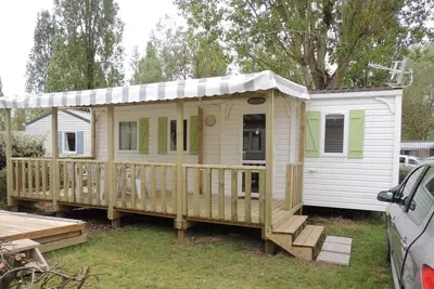Image de Homerez - Bungalow accueillant à Angles avec piscine partagée
