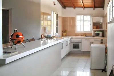 Image de Homerez - Maison charmante à Saint-Anne avec jardin clôturé