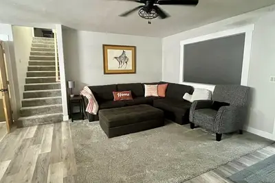 Image de Spacious Home with Hot Tub
