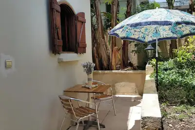 Image de Homerez - Studio au Moule, jardin.