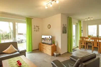 Image de Vacation apartment/apartment for 4 guests with 79m² in Korswandt (268201)