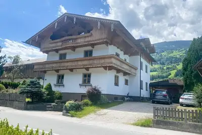 Image de Vacation home for 8 guests with 120m² in Aschau im Zillertal (273707)