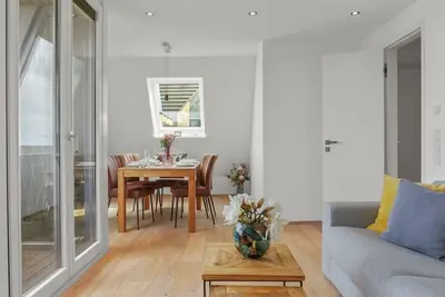 Image de Small sea view - Stylish vacation apartment for up to 4 people, close to the beach with