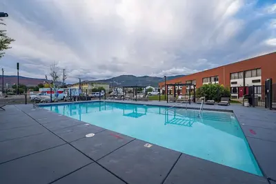 Image de 3 Comfortable & Clean Units Near Bryce Canyon Country! Free Breakfast, Pool!