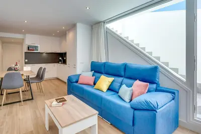 Image de Penthouse duplex avec solarium privé et jacuzzi à Estepona