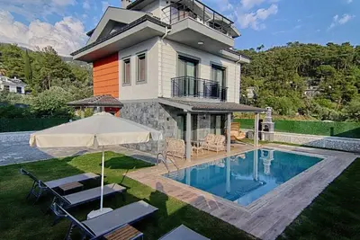 Image de FETHİYE GÖCEK Te ÖZEL Havuzlu MÜSTAKİL VİLLA