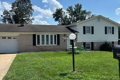 Image de Master Bedroom with Private Bathroom; Near to National Harbor