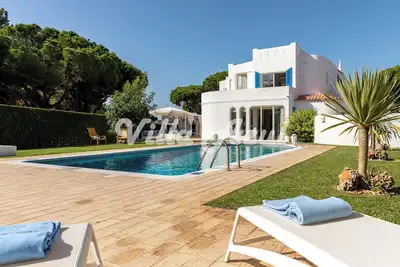 Image de Homerez - Villa avec piscine Ă Quarteira.