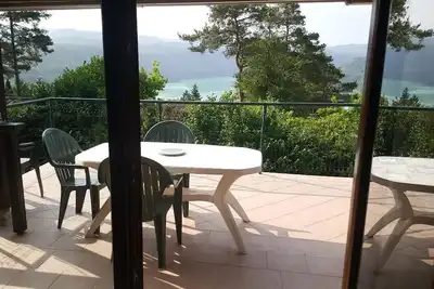Image de Gîte dans chalet Vue Lac de Vouglans Jura