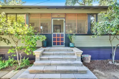 Image de Sonoma Springs Bungalow *30+Day Rental*