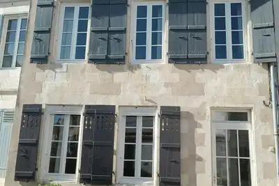 Image de Maison de charme au cœur de Saint Martin de Ré