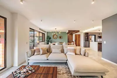 Image de |Ep| Mesmerizing Apt W/Bbq, Balcony, Ac, Office