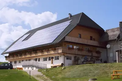 Image de Appartement 'Lothar, 80qm' avec jardin partagé, balcon et Wi-Fi