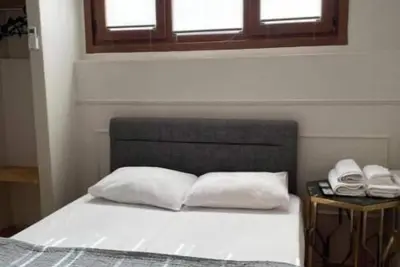 Image de Balat Tarihin içinden Pink Home 1