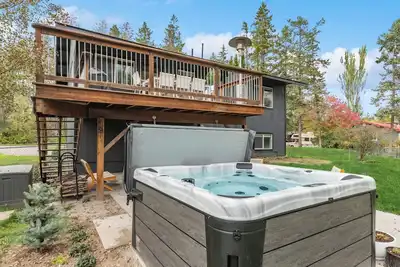 Image de Open Sky Retreat - Hot Tub, Fire Pit, Large Yard, Comfy & Family Friendly