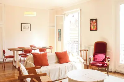 Image de Appartement spacieux au cœur des Batignolles