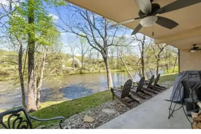 Image de Cozy 2-bed/2bath riverfront condo in amazing Townsend with WiFi, Ac