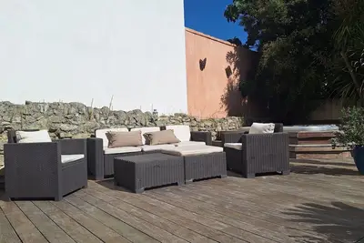 Image de L'Appartement de Rémi - jardin et jacuzzi