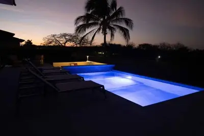 Image de Ocean View 3 bed, 3 bath. Private pool. Steps to the beach in gated community