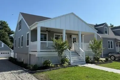 Image de Par317 | Chic Coastal Cape - Brand New w/ Last Min. Pricing for Summer 2025! Sleeps 10!