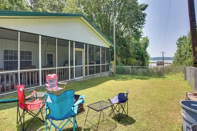 Image de Boat Ramp Access: Dog-Friendly Kentucky Lake Gem