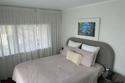 Image de Restored romantic Beach Villa with